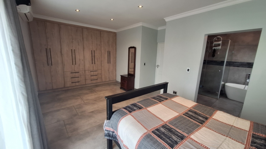 3 Bedroom Property for Sale in Port Owen Western Cape